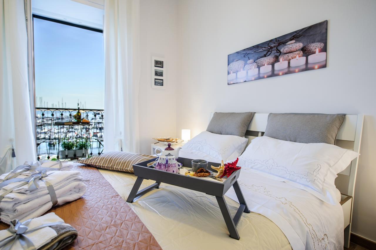 Margherita'S Apartment Salerno Exteriér fotografie