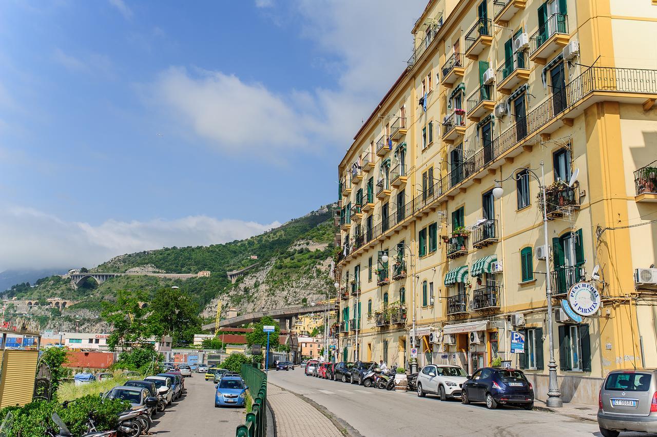 Margherita'S Apartment Salerno Exteriér fotografie